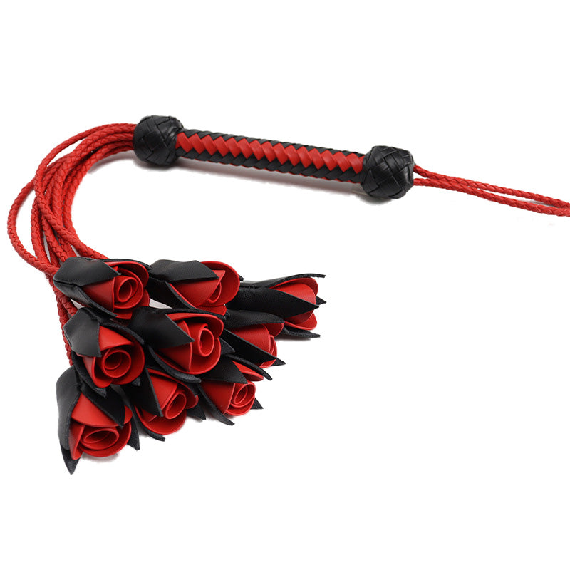 Flogger rose en cuir fabriqué à la main