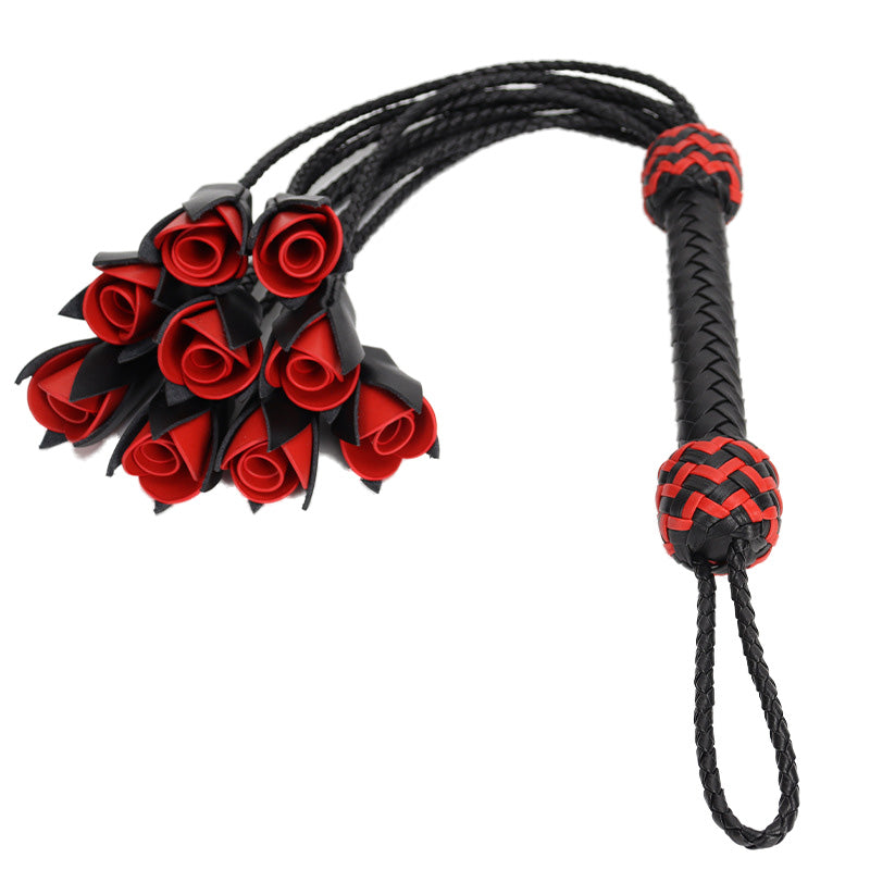 Flogger rose en cuir fabriqué à la main