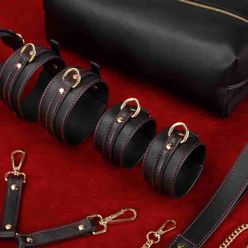 Kit de pochette de bondage en cuir