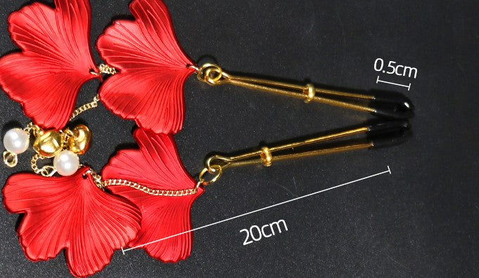 Pearl Lotus Leaf Clamps